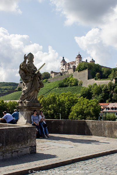 2017 09 03 Alma Mater 49