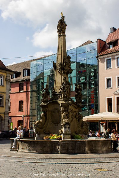 2017 09 03 Alma Mater 51