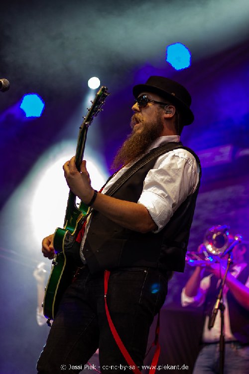 2018 07 27 The Mofos 04