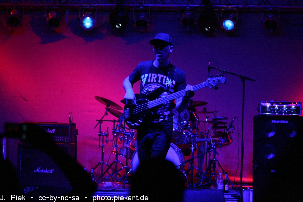 2012 AliensAteMyMomFrankfurt