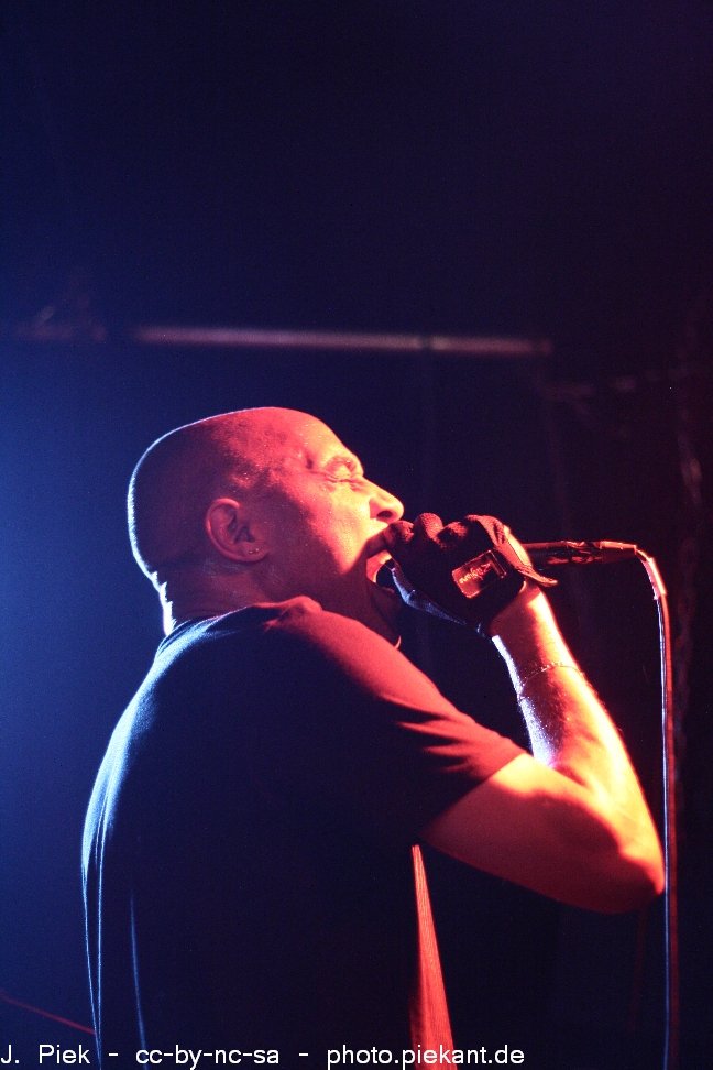 DED02.05.12Cologne low 41
