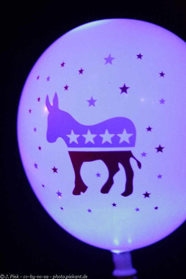 20121108 ElectionNight low 05