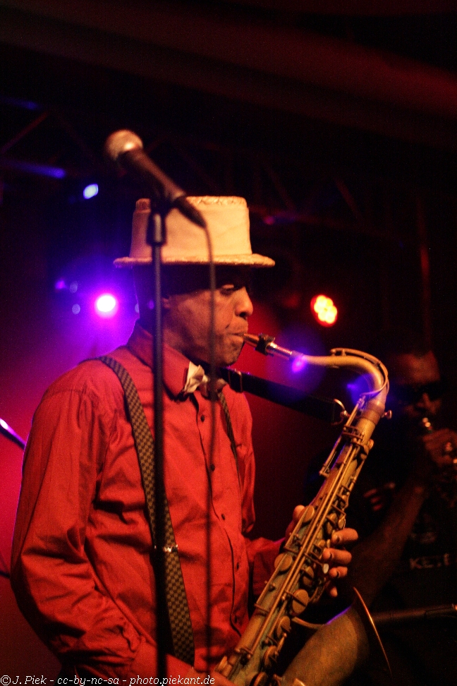 20121119 Fishbone low 20