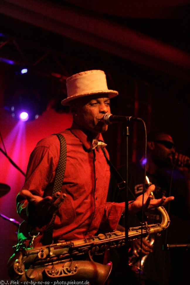 20121119 Fishbone low 21