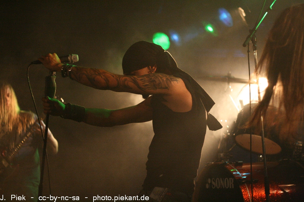 20120616FuneralFire low 05