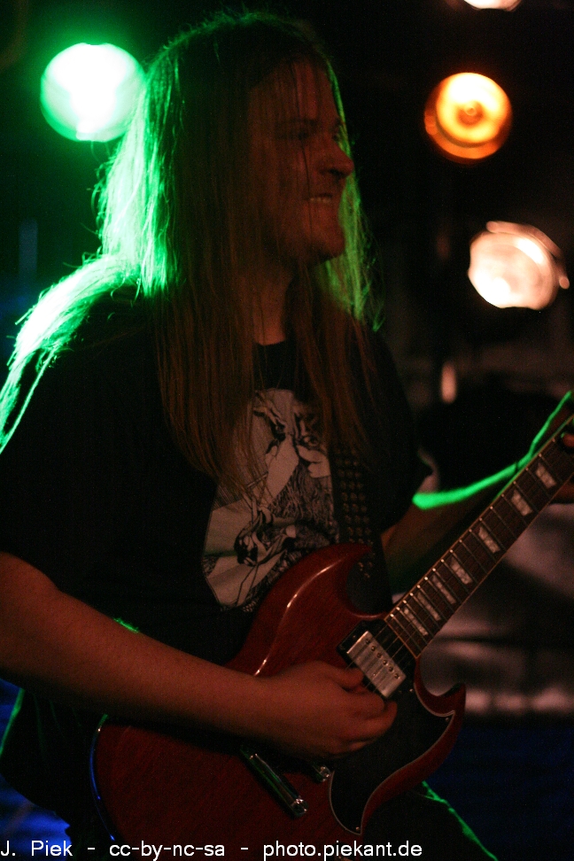 20120616FuneralFire low 25