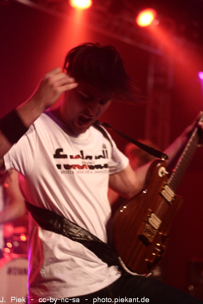 20120430JollyRogerLuenen low 27