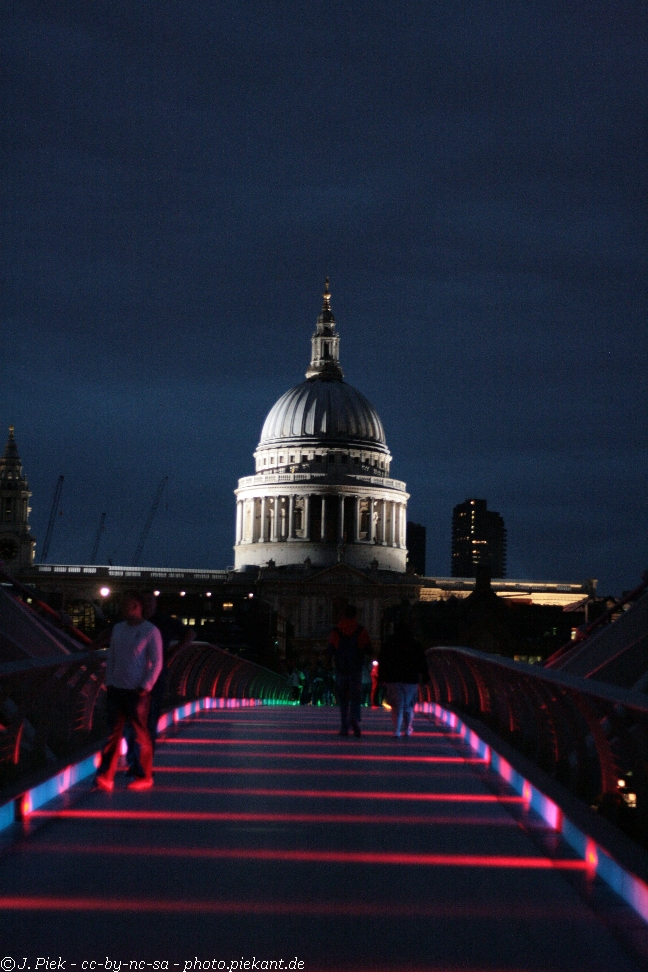 20120827 London Day2pt2 low 74