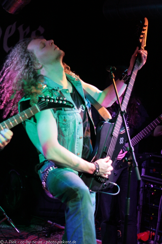 2012 12 15 HeavyMetalNightM8 low 006