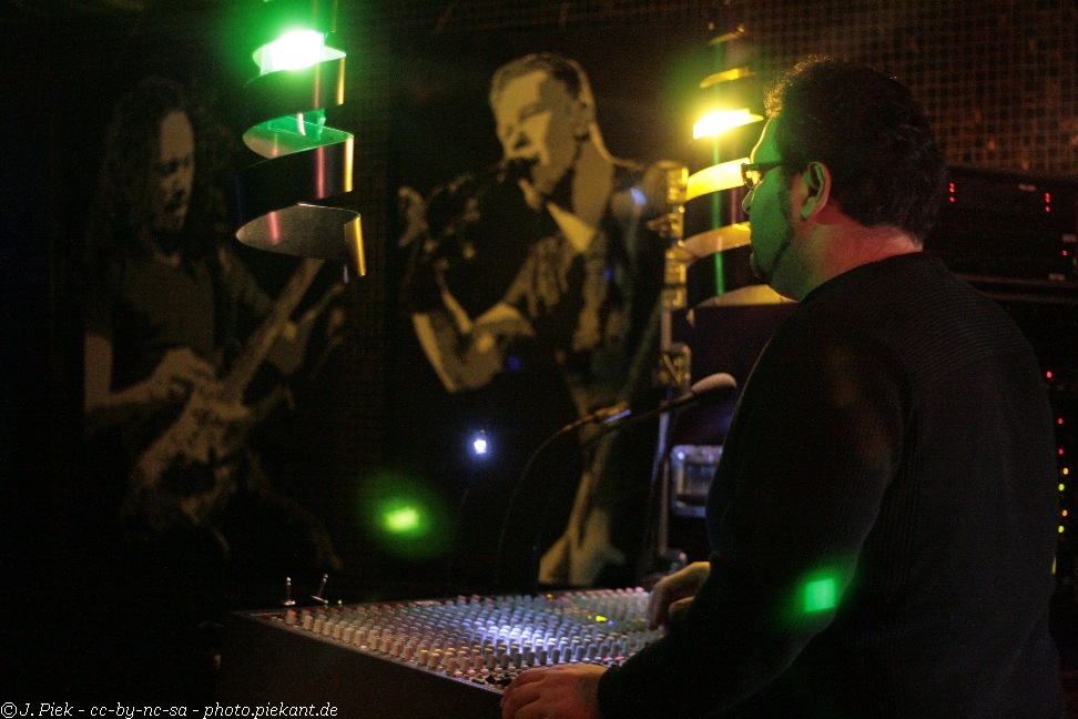 2012 12 15 HeavyMetalNightM8 low 035