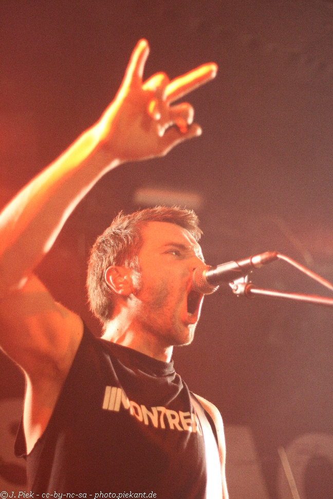 20130224DasPack low 08