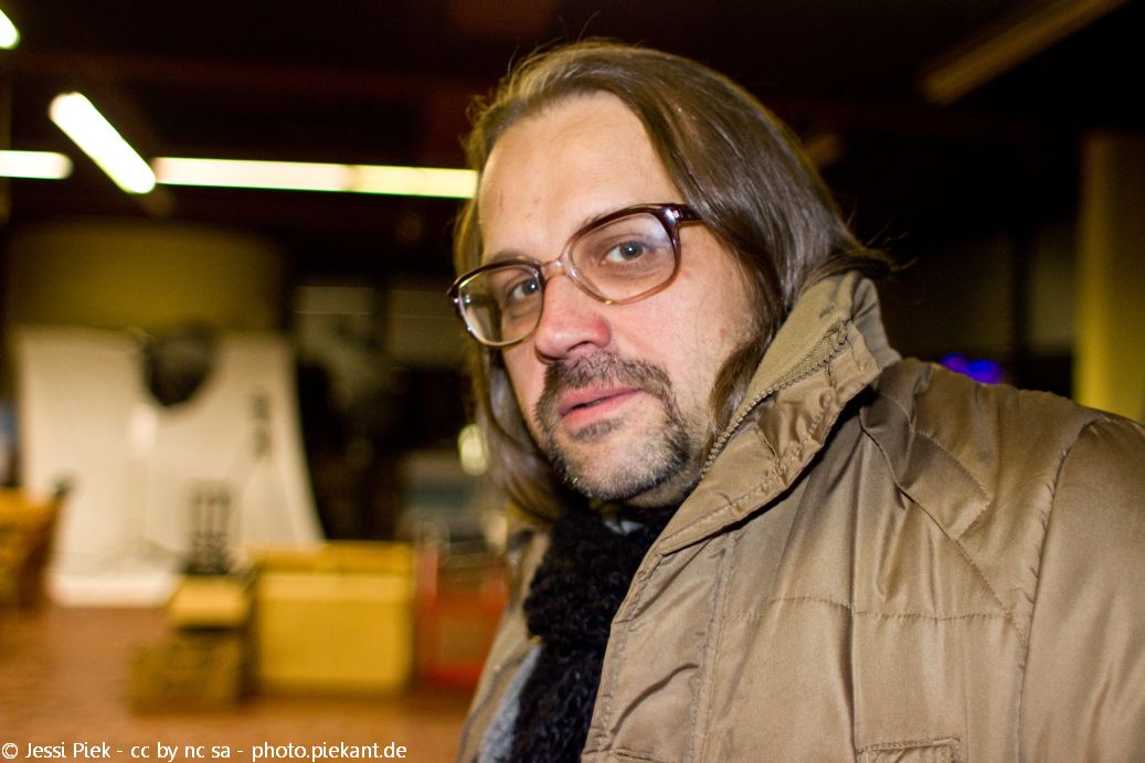 2013 10 18 PengFestival low 05